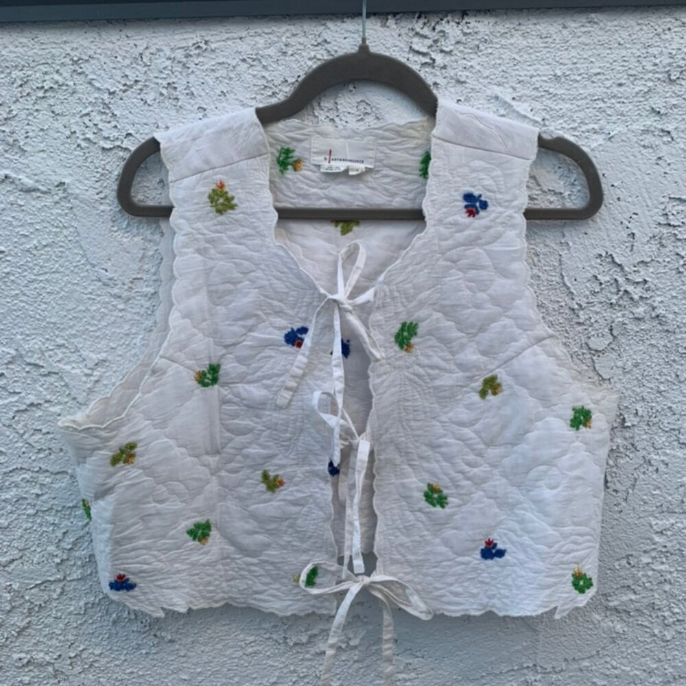 Anthropologie Quilted tie-up floral vest
